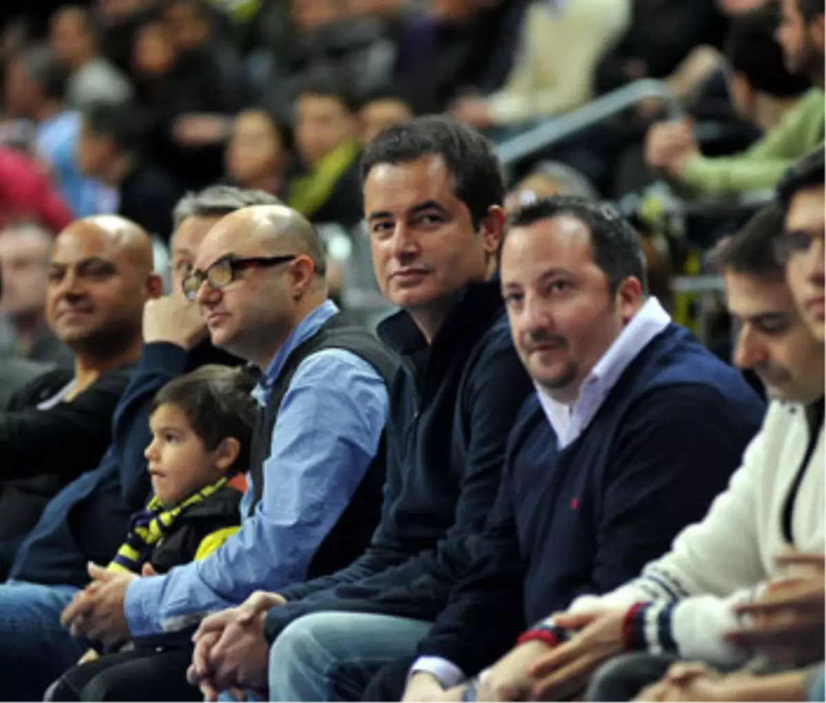 Ünlüler Ülker Sports Arena\'ya Akın Etti