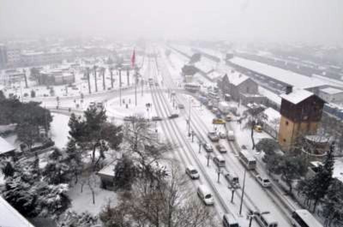 Uşak'ta Etkili Kar Yağışı