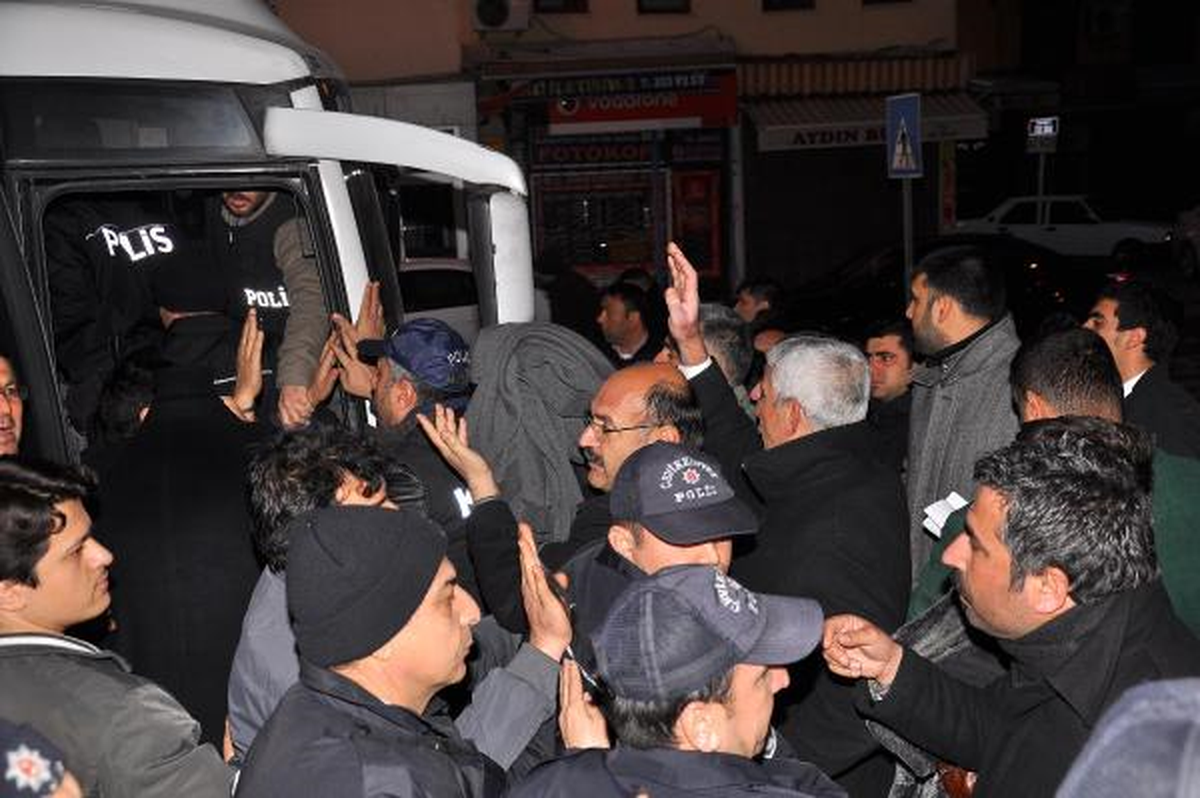 '8 Milyonluk Vurgun İddiasına' 8 Tutuklama