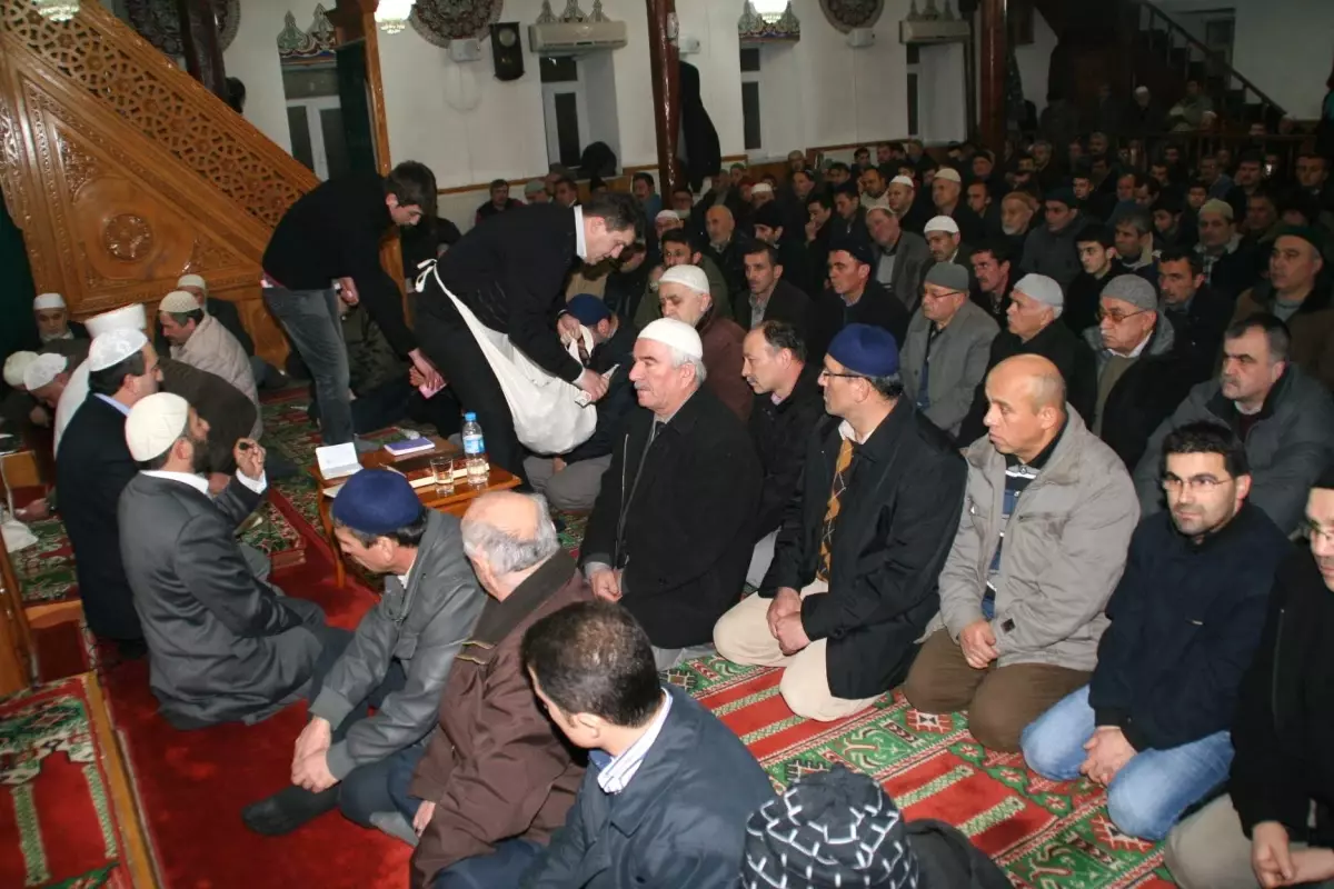 Devrek'te Mevlid Kandili Coşkuyla İdrak Edildi