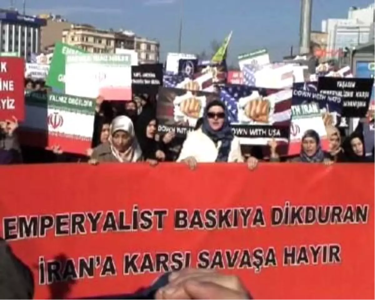 Taksim\'de İran \'A Destek Yürüyüşü