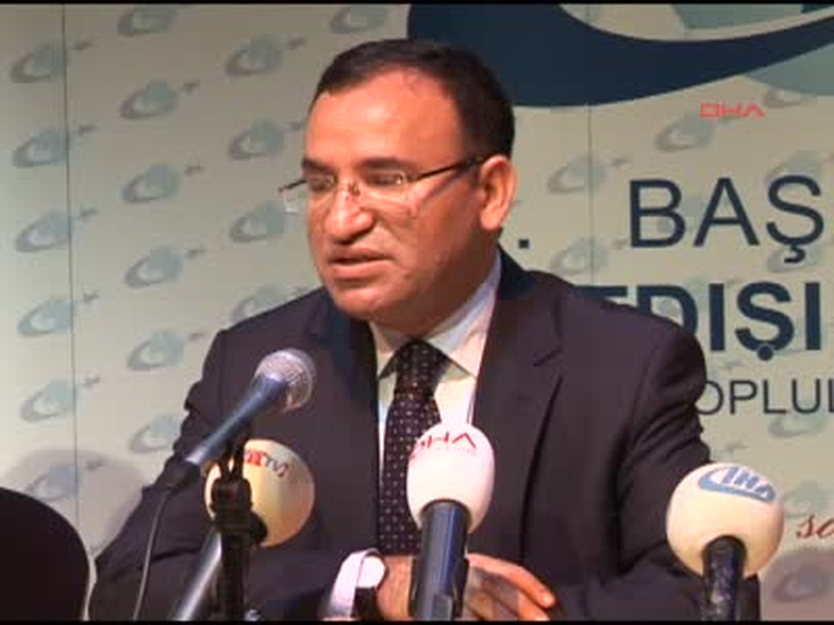 Başbakan Yardımcısı Bekir Bozdağ: 'Polis Öldüren Gazeteci Yargılanmasın Mı?'