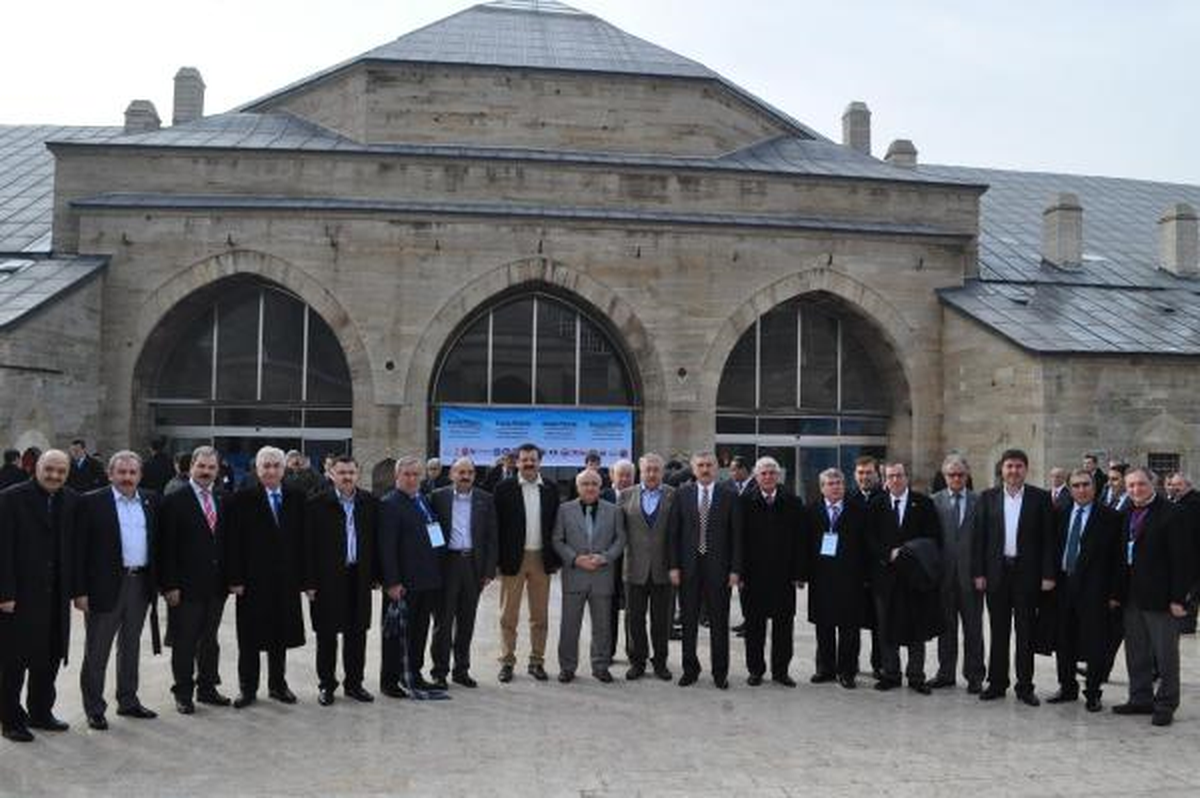 Çiçek: 'Siyaset Kurumu Anayasa Yapamaz' Sıfatını Bu Dönem Üzerinden Atmalıdır