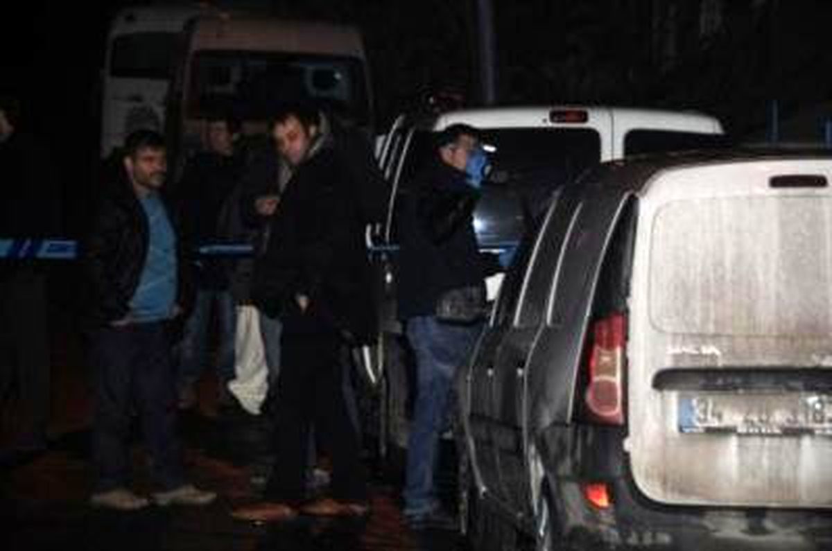 İstanbul'da 6 Araç Kundaklandı