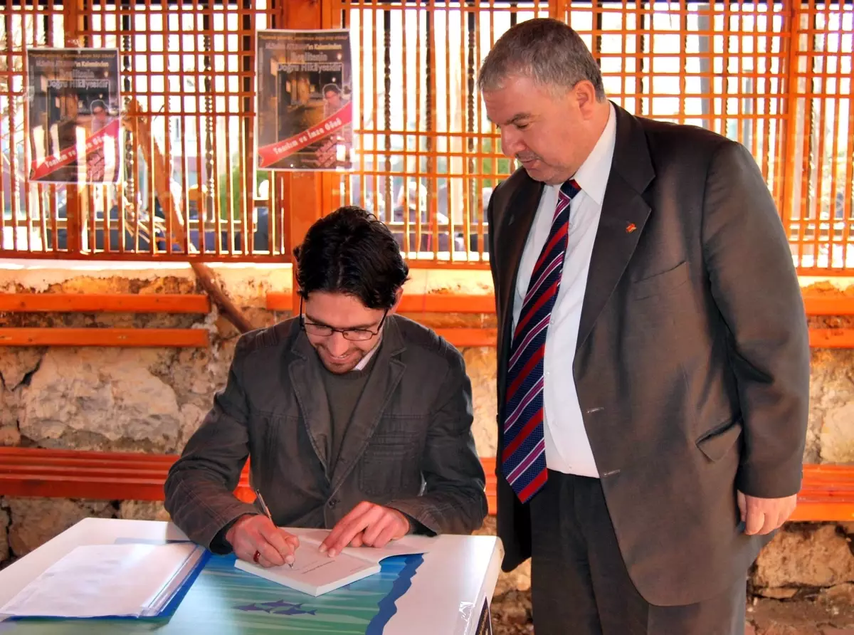 \'Realitenin Doğru Hikayesi\' Okuyucuyla Buluştu