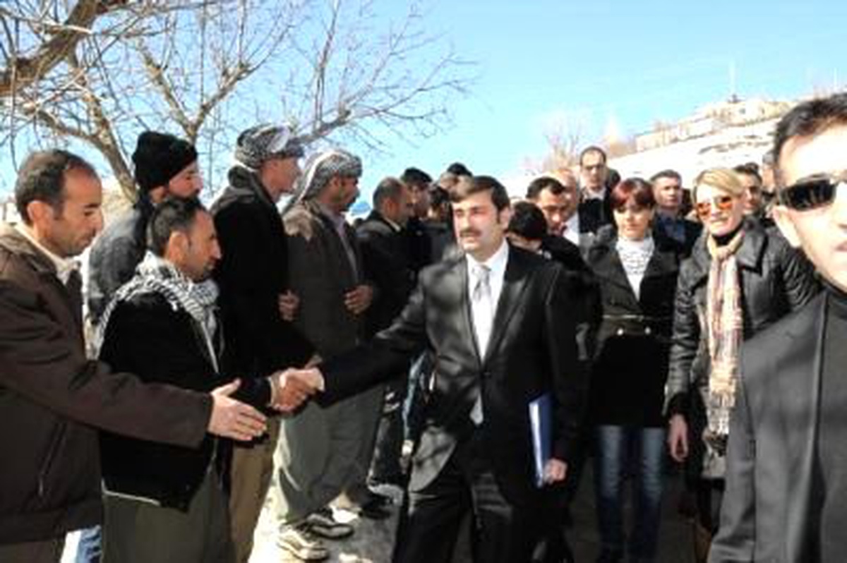 TBMM İnsan Hakları Komisyonu Üyeleri Uludere'de