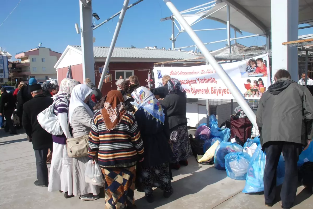 Yabancılardan Balat Anasınıfı Yararına Kermes