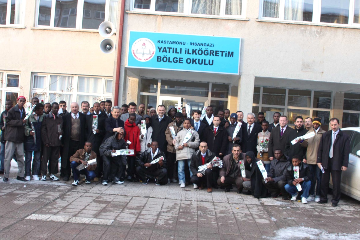 Yılmaz, Somalili Öğrencileri Ziyaret Etti