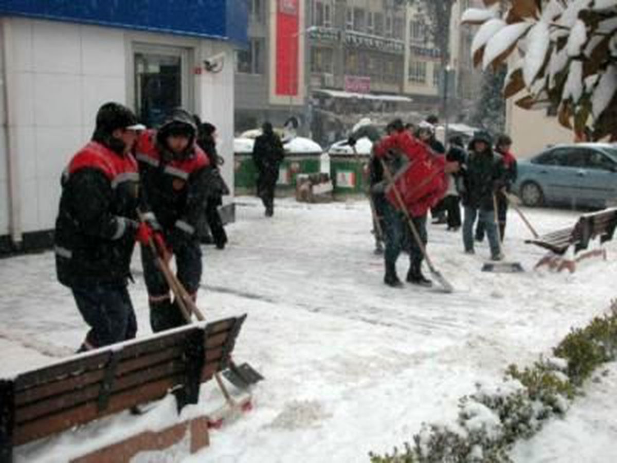 Başkent\'te Kar Yağışı