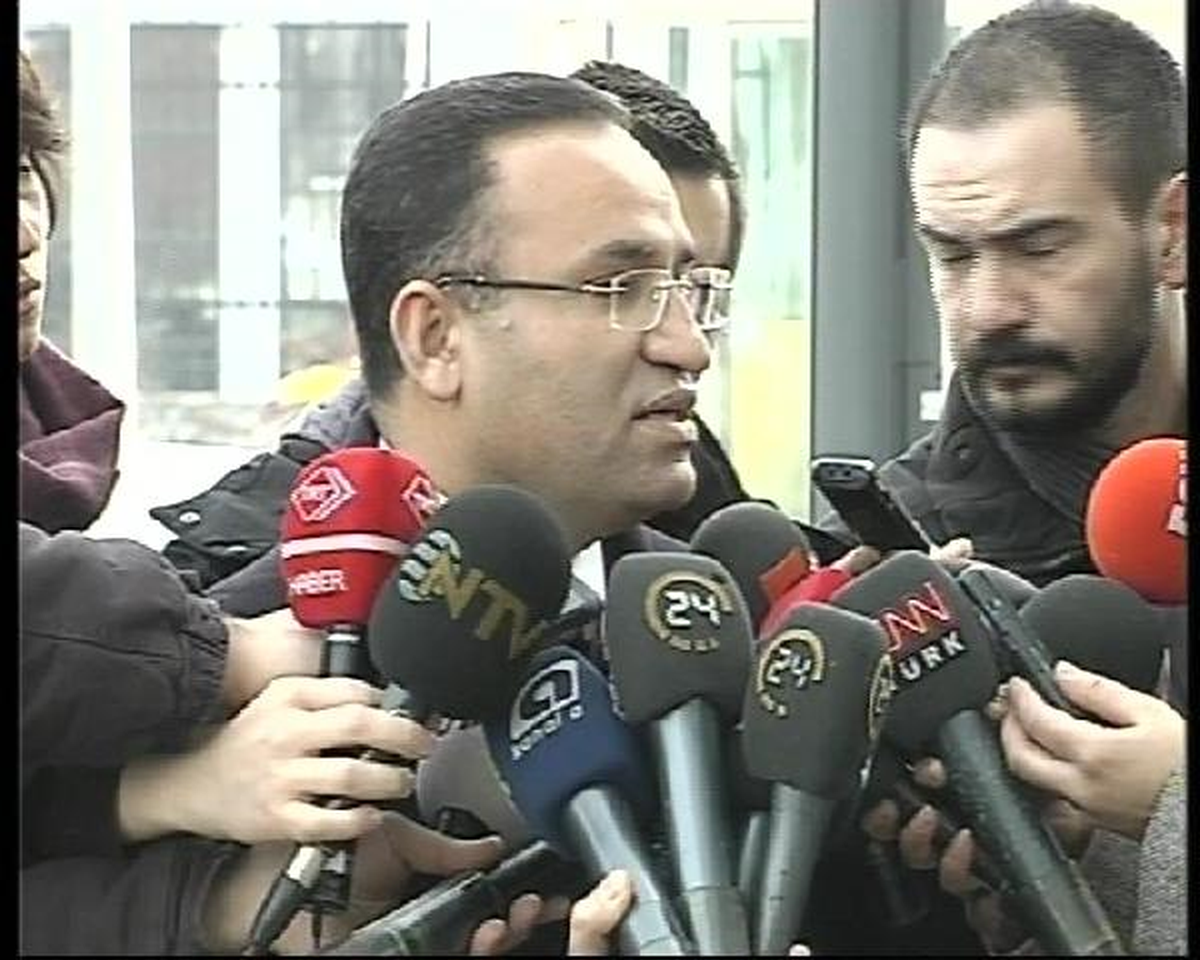 Bozdağ, İsviçre Savcılığı'nın Bağış Hakkında Ön Soruşturma Başlatması Saçma