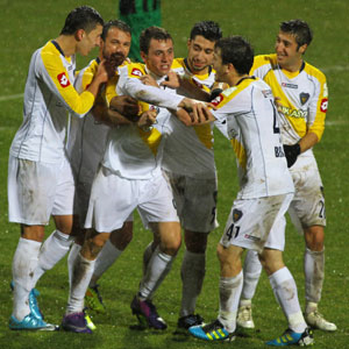 Bucaspor Sakarya'ya Acımadı