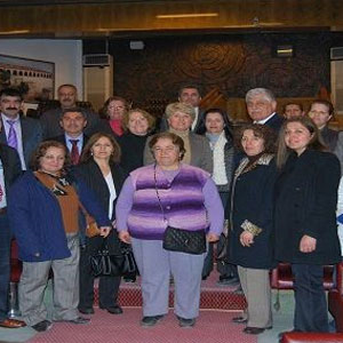 CHP Kadın Kolları İl Genel Meclisini Ziyaret Etti