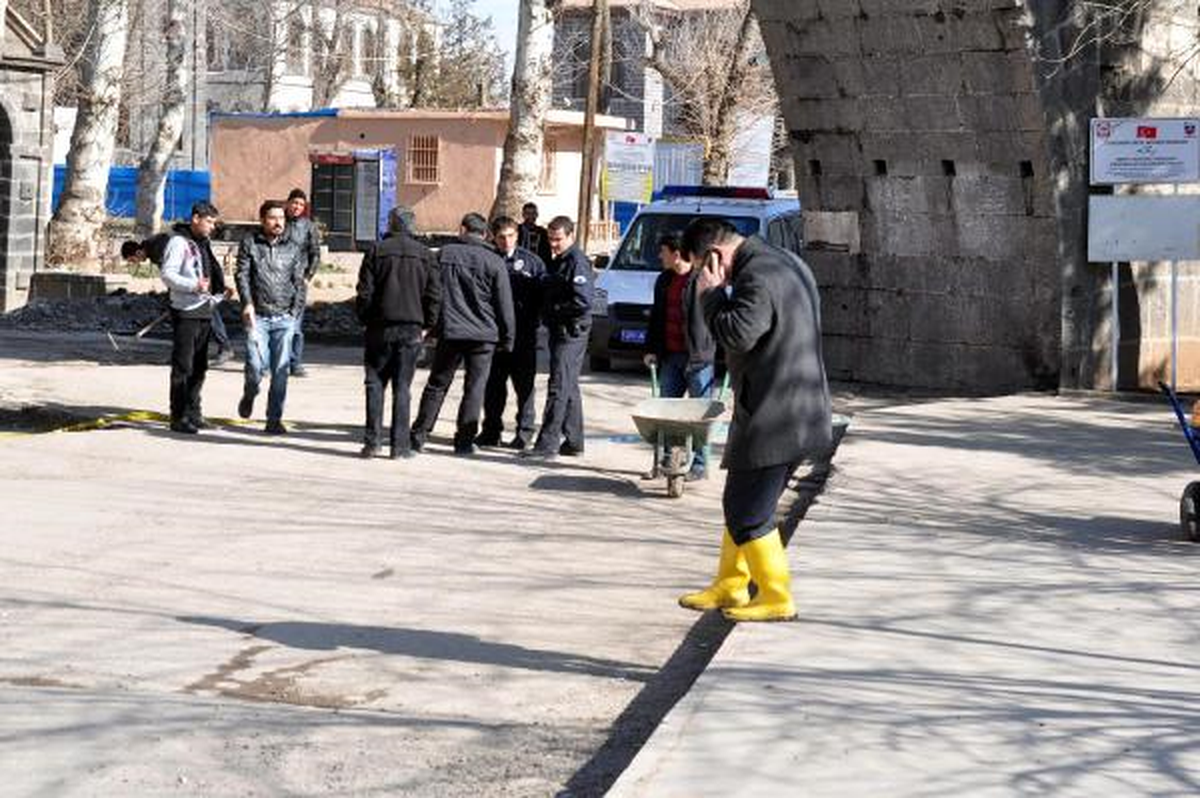 Diyarbakır'daki 'Kemik Kazısı' Sürüyor