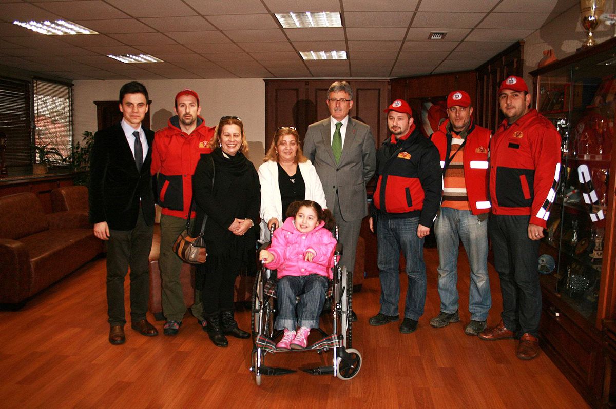 Gönüllü İtfaiyecilerden Anlamlı Hareket