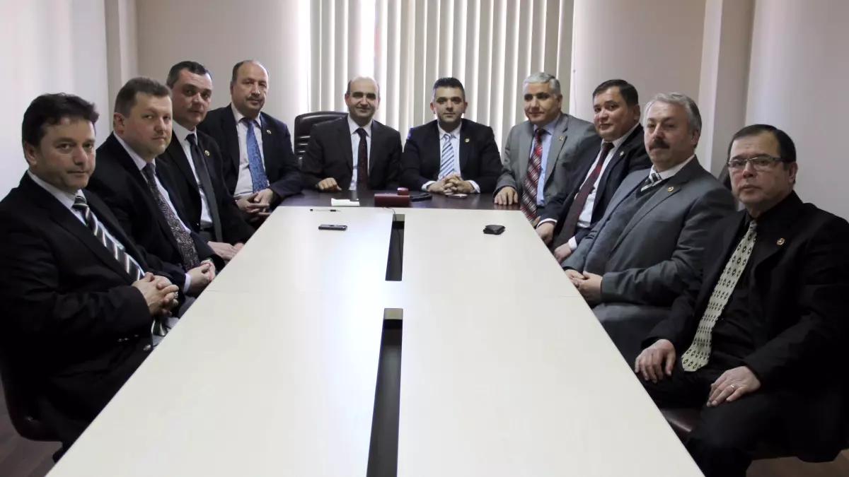 İl Genel Meclisi Üyeleri Sağlık Müdürünü Ziyaret Etti