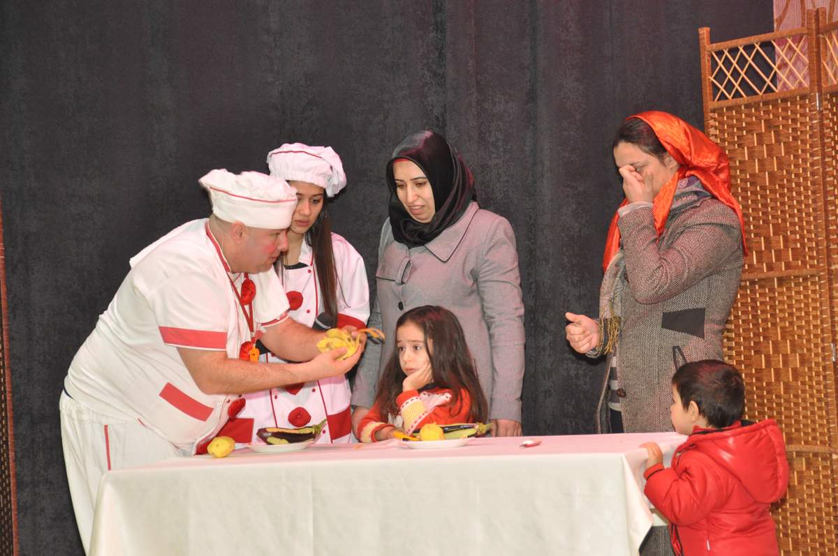 Kartepe'de Çocuklar İçin Tiyatro