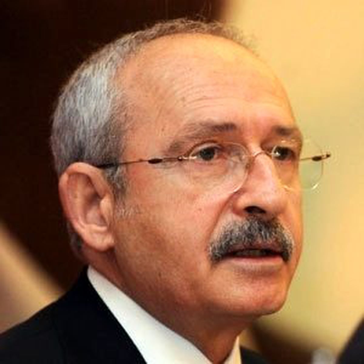 Kılıçdaroğlu'ndan Twıtter'da Laiklik Mesajı