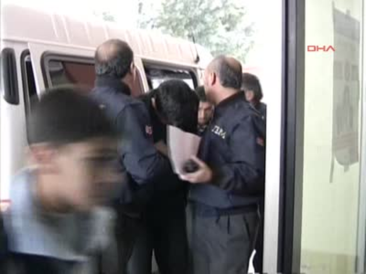 PKK\'ya Elaman Kazandırmaya Çalışan Üniversiteliler Yakalandı