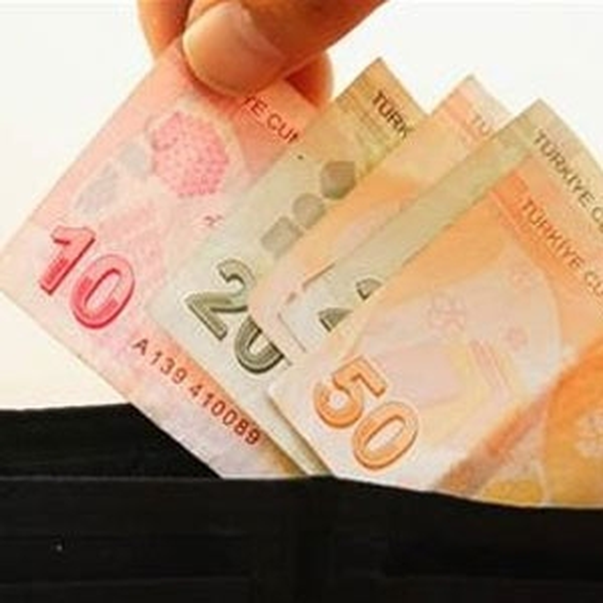 Tüketici Kazanmadan 223.5 Milyar TL Harcadı