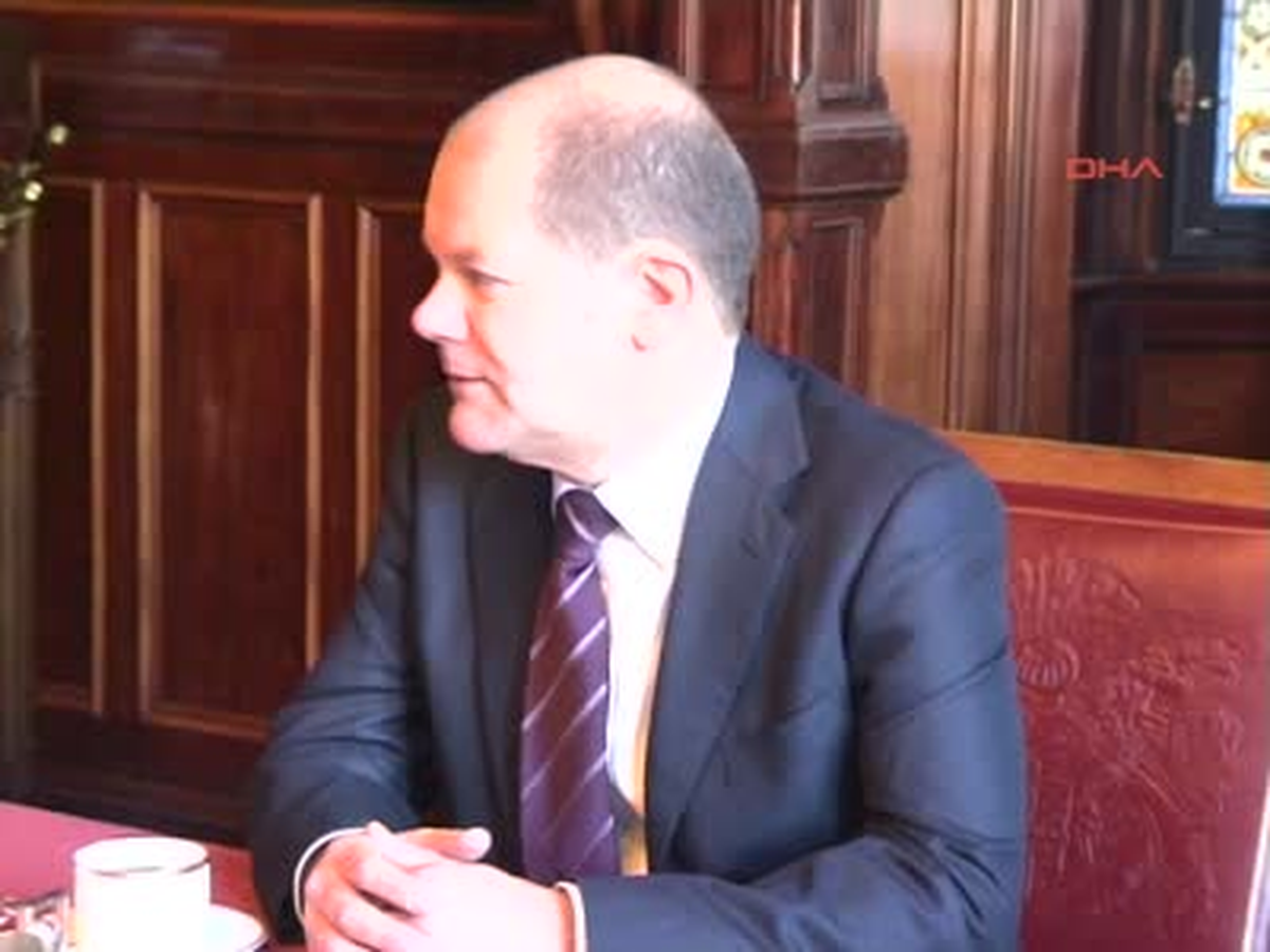 Hamburg Belediye Başkanı Scholz: 'Ramazan Avcı Caddesi Akıllı Bir Öneri