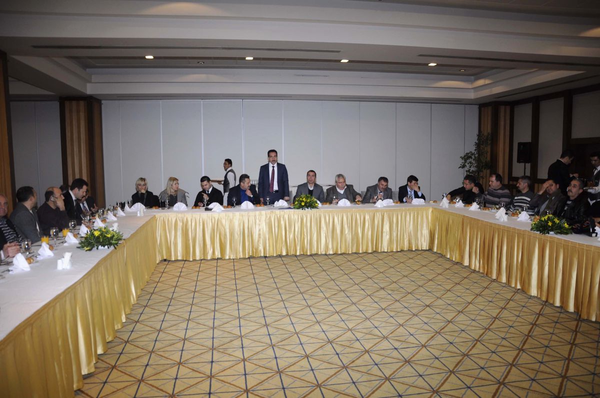 AK Parti Kuşadası Yönetimi Kendini Tanıttı