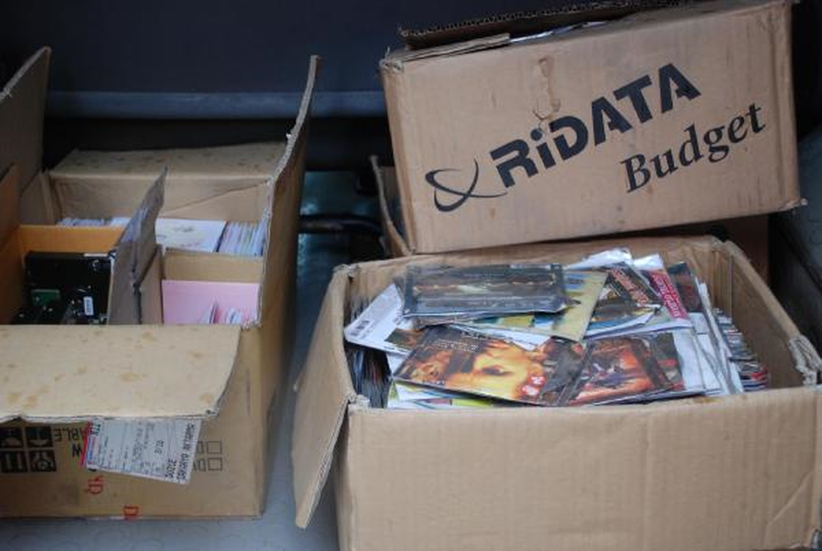 Akçakoca'da Korsan Dvd Operasyonu