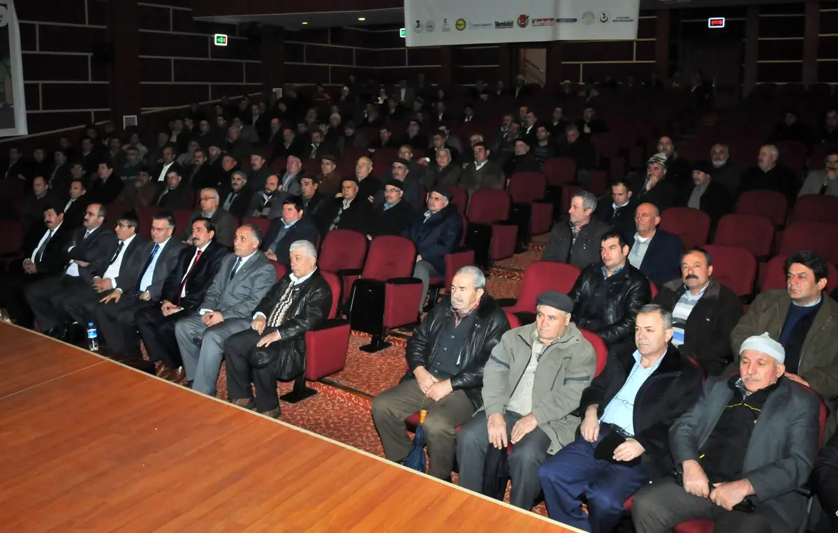 Akşehir Ziraat Odası'ndan Çiftçilere Eğitim Semineri