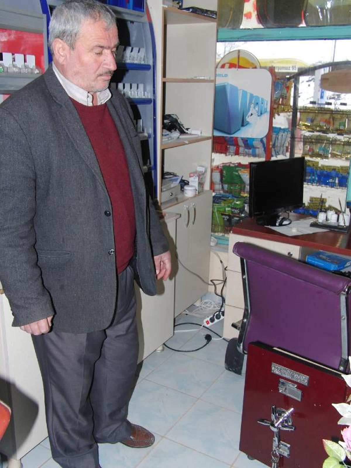 Bartın'da Kar Maskeli Hırsızlar Akaryakıt İstasyonunu Soydu