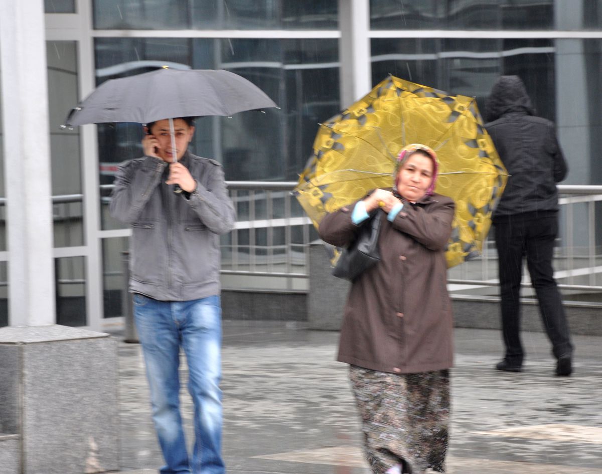 Bolu'da Kar Bitti Yağmur Başladı