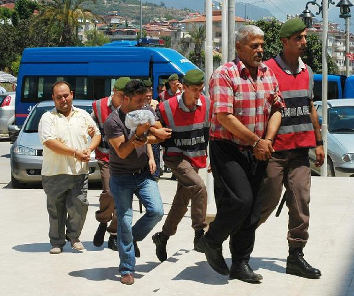 Çöplük Cinayetinde 4 Sanığa 36, 1'ine 32 Yıl Hapis