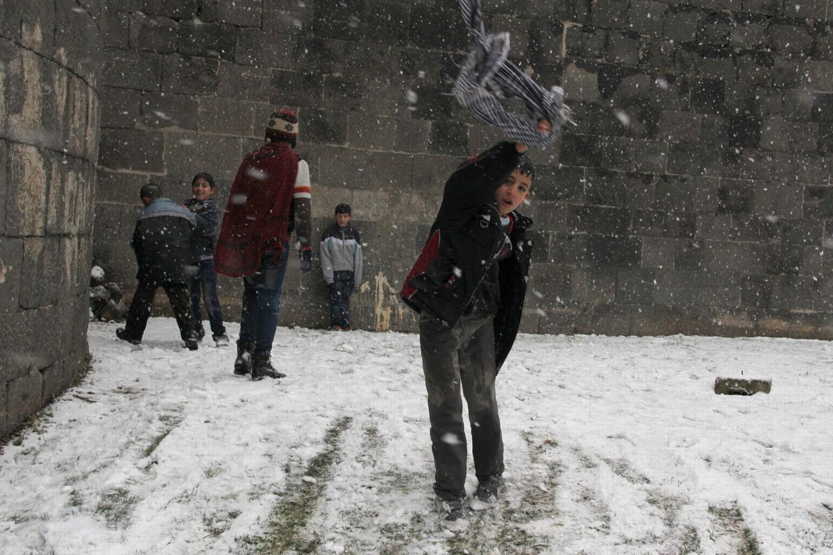 Diyarbakır Beyaza Büründü