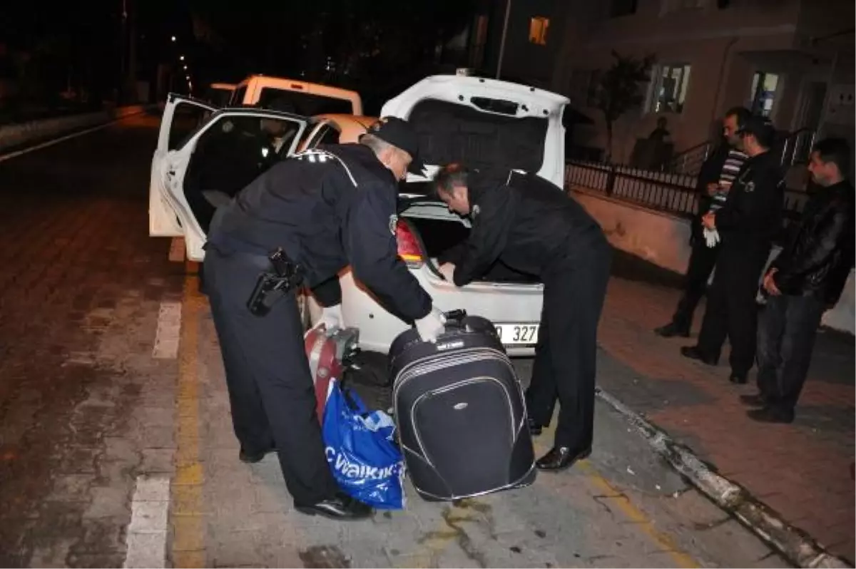 Kaçmak İsterken Polisin Kolunu Kırdılar