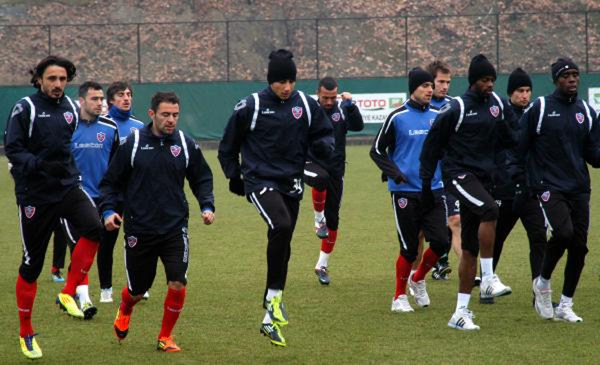 Karabükspor Teknik Direktörü Korkmaz'dan Sık Maç Sitemi