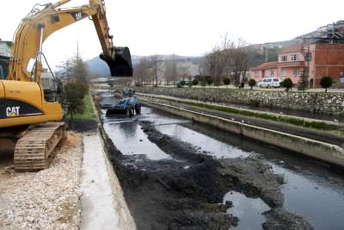 Karsak Deresinde Büyük Temizlik