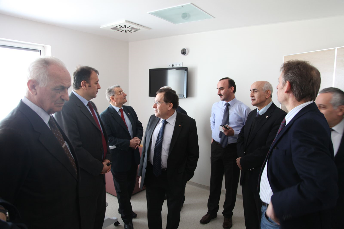 Ktü Tıp Fakültesi Kemik İliği Nakil Ünitesi Hizmet Vermeye Başladı