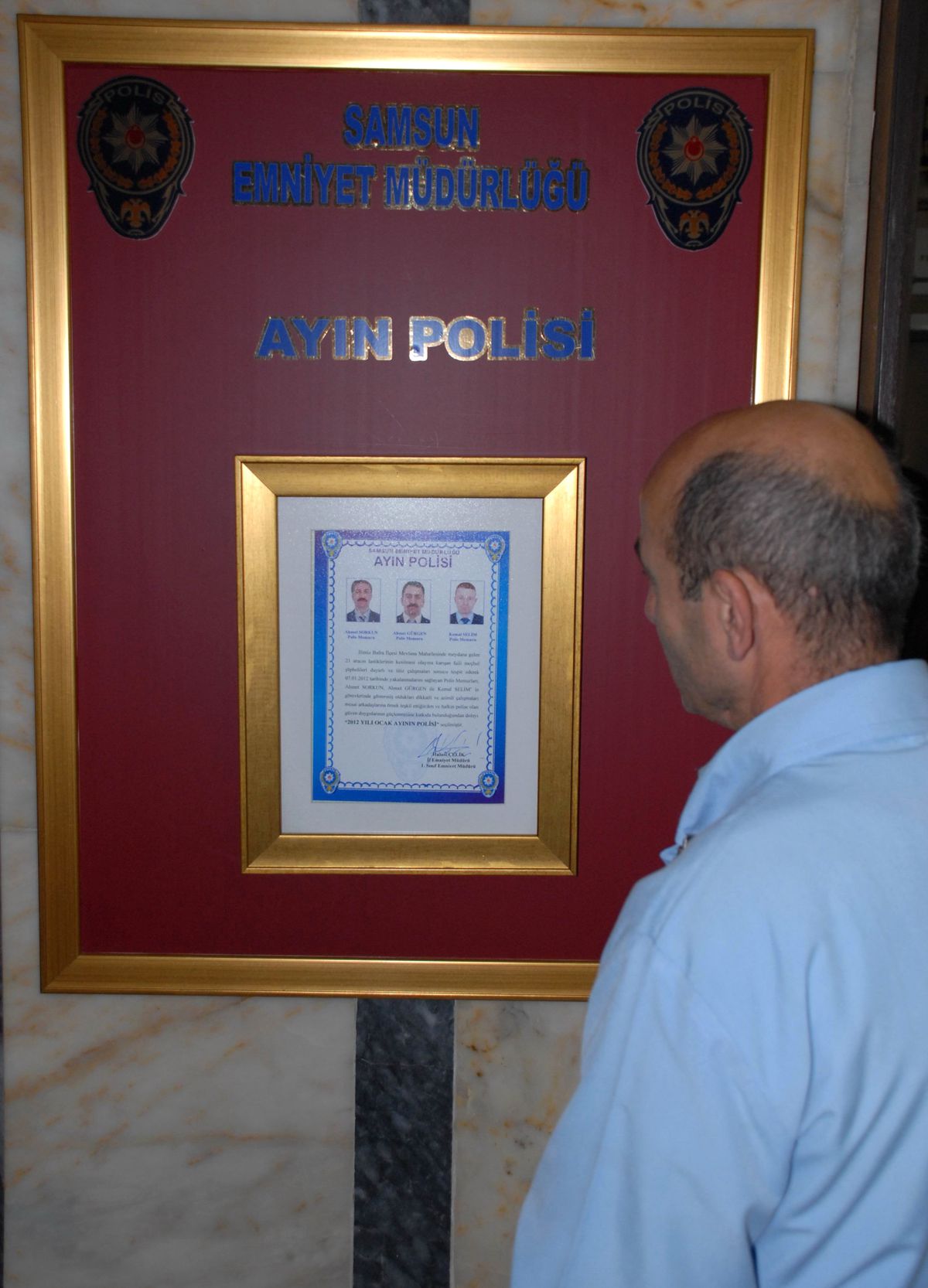 Lastik Magandalarını Yakalayanlar Ayın Polisi Seçildi