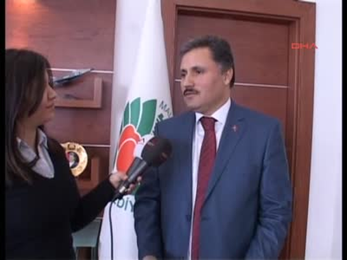 Malatya1başbakan Erdoğan, Ermeni Mezarlığı'ndaki Yıkımla İlgili Malatya Belediye Başkanını Arayıp...