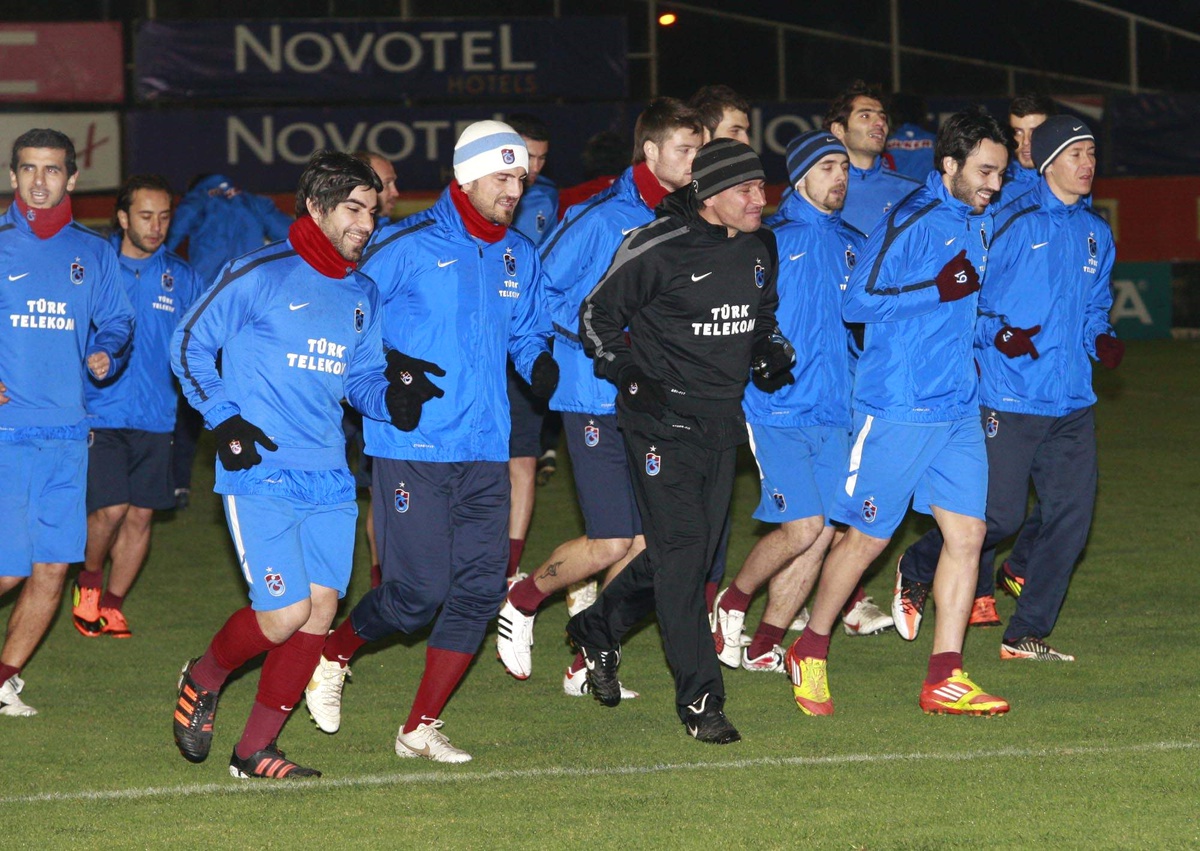 Trabzonspor, Kayserispor Maçının İleri Bir Tarihe Ertelenmesi İçin TFF'ye Başvurdu