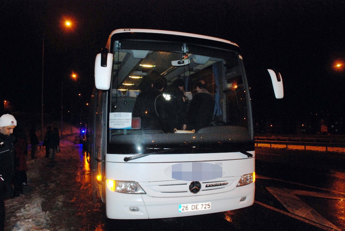 Yaşlı Kadın Yolcu Otobüsünde Öldü