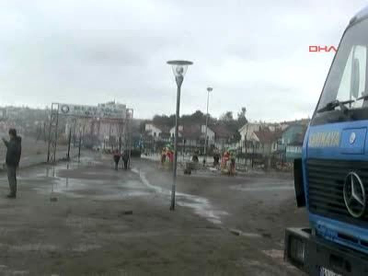 Dev Dalgalar Hasara Neden Oldu