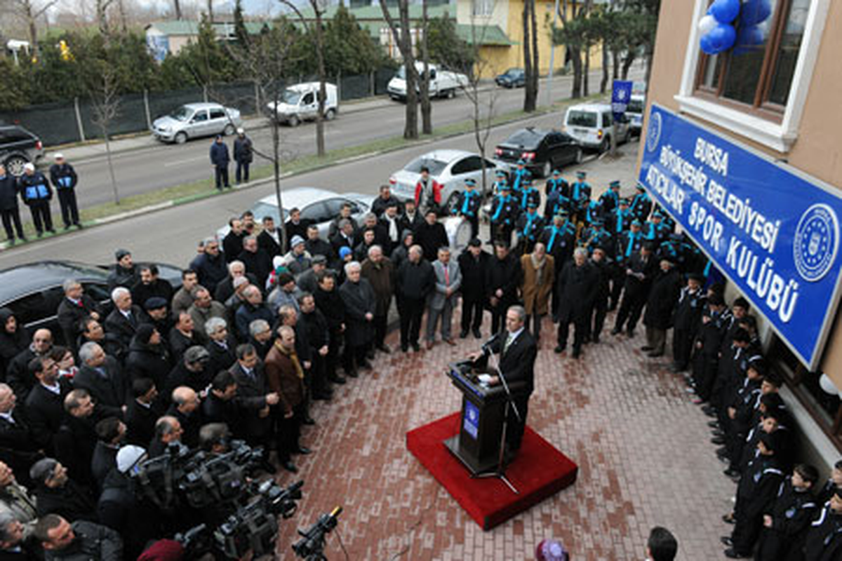 Atıcılar'a Modern Hizmet Binası