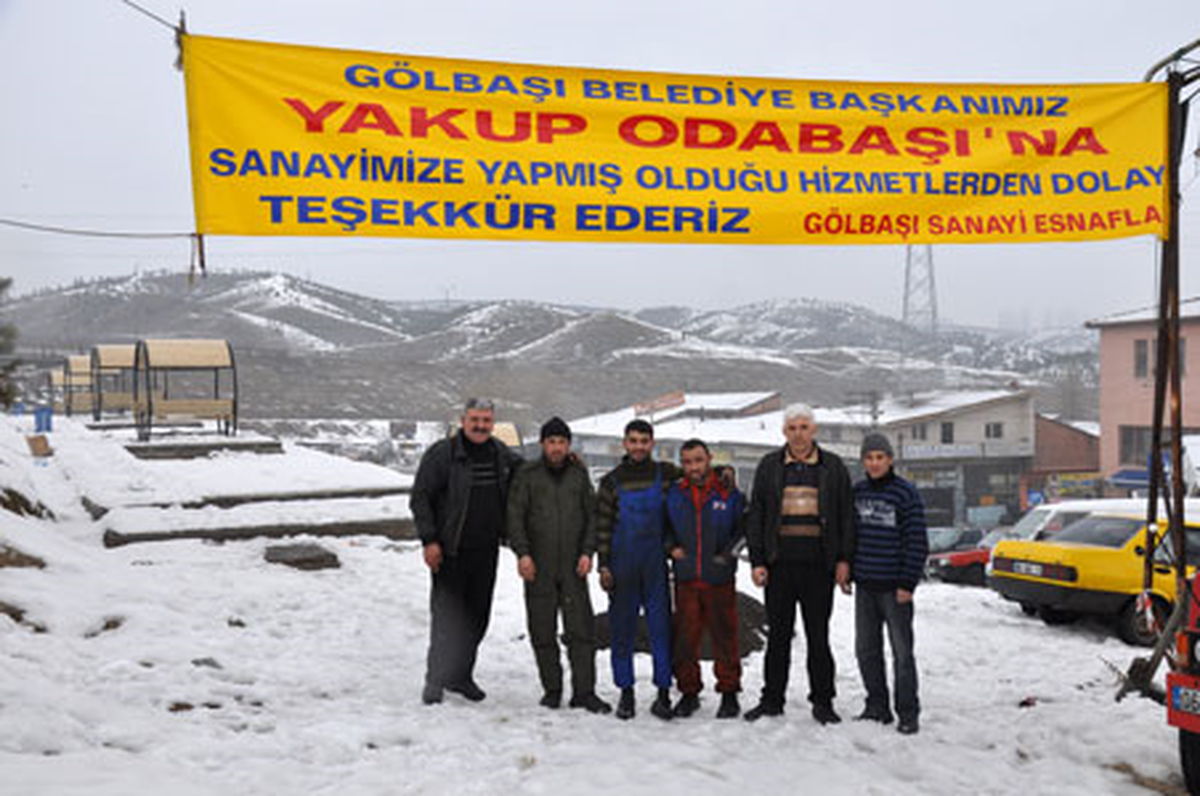 Başkan Odabaşı'na Pankartlı Teşekkür