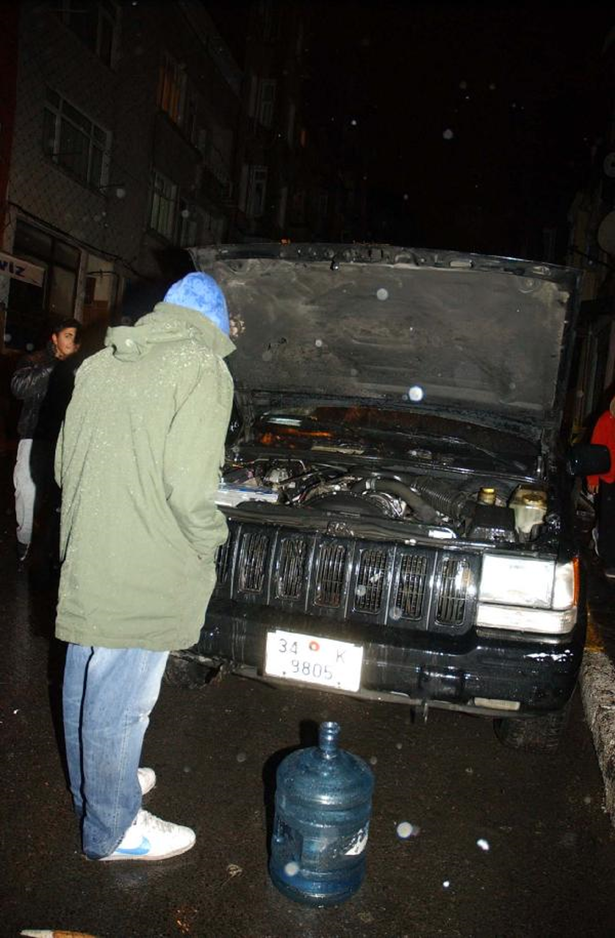 Beyoğlu'nda 6 Araç Kundaklandı