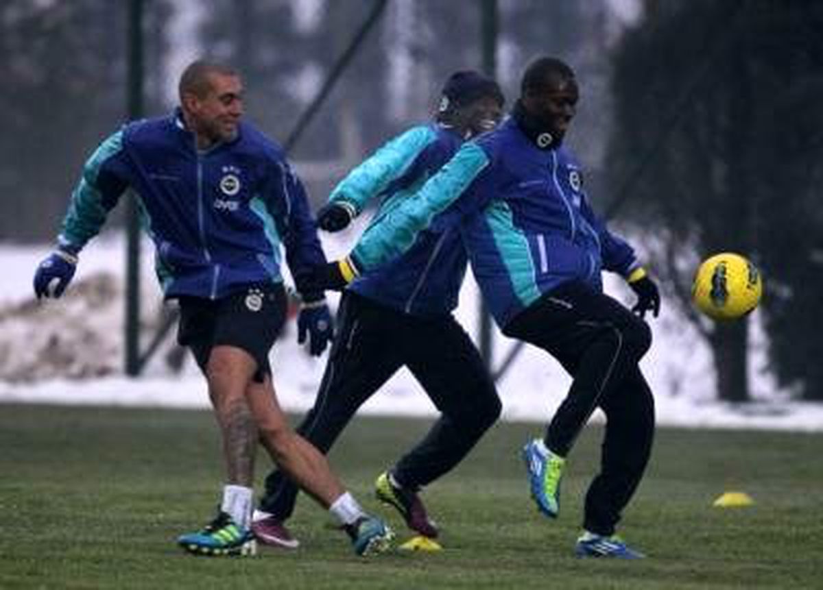 Fenerbahçe, Karabüksor Maçı Hazırlıklarını Sürdürdü