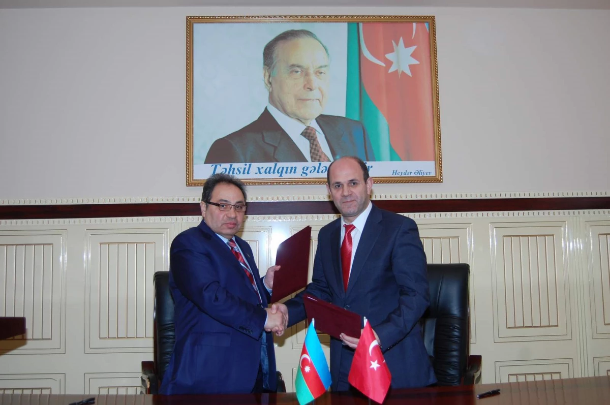 KAÜ Rektörü Azerbaycan\'da Eğitim-Öğretim Kurumlarını Ziyaret Etti