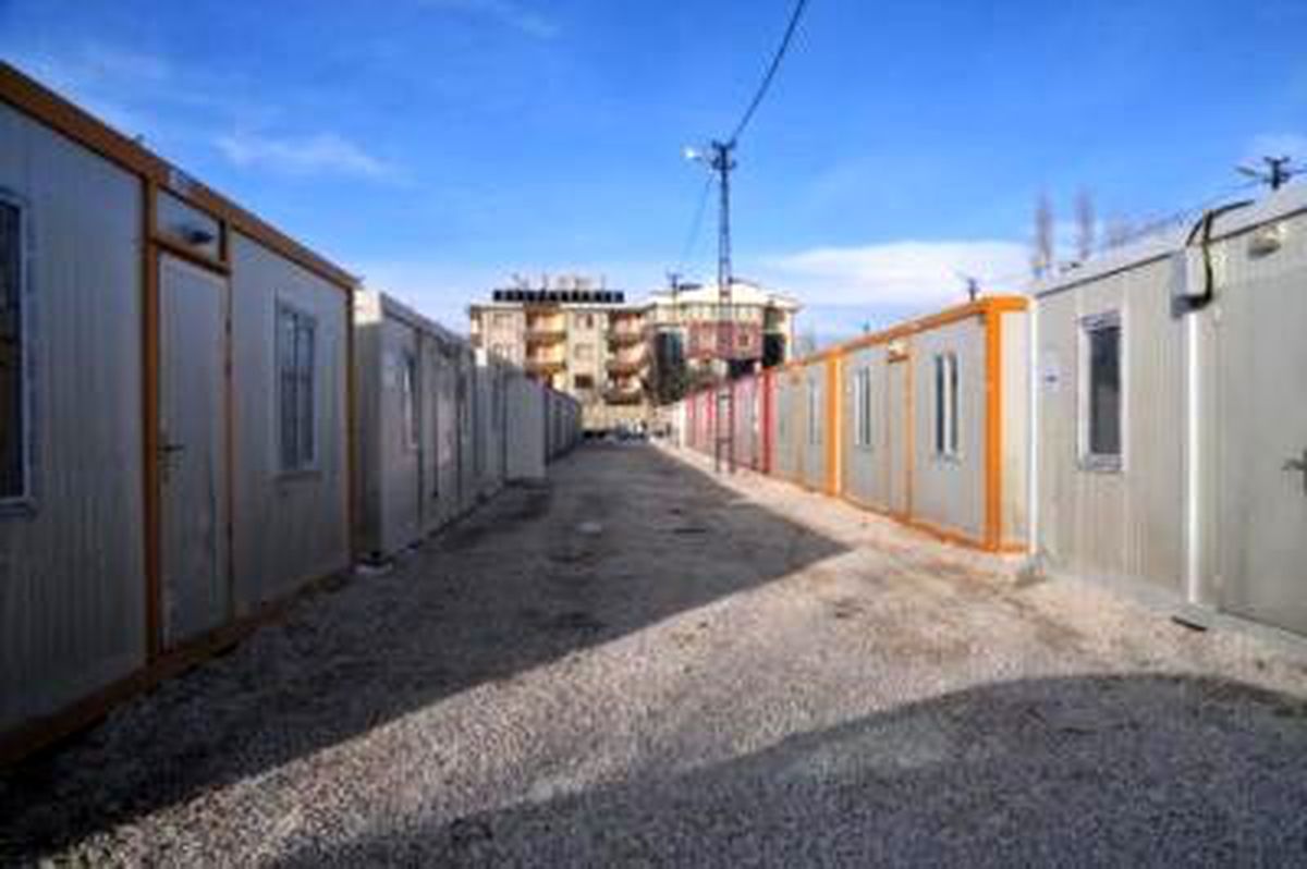 Konteynerlerde 125 Bin, Çadırlarda 7 Bin Kişi Yaşıyor