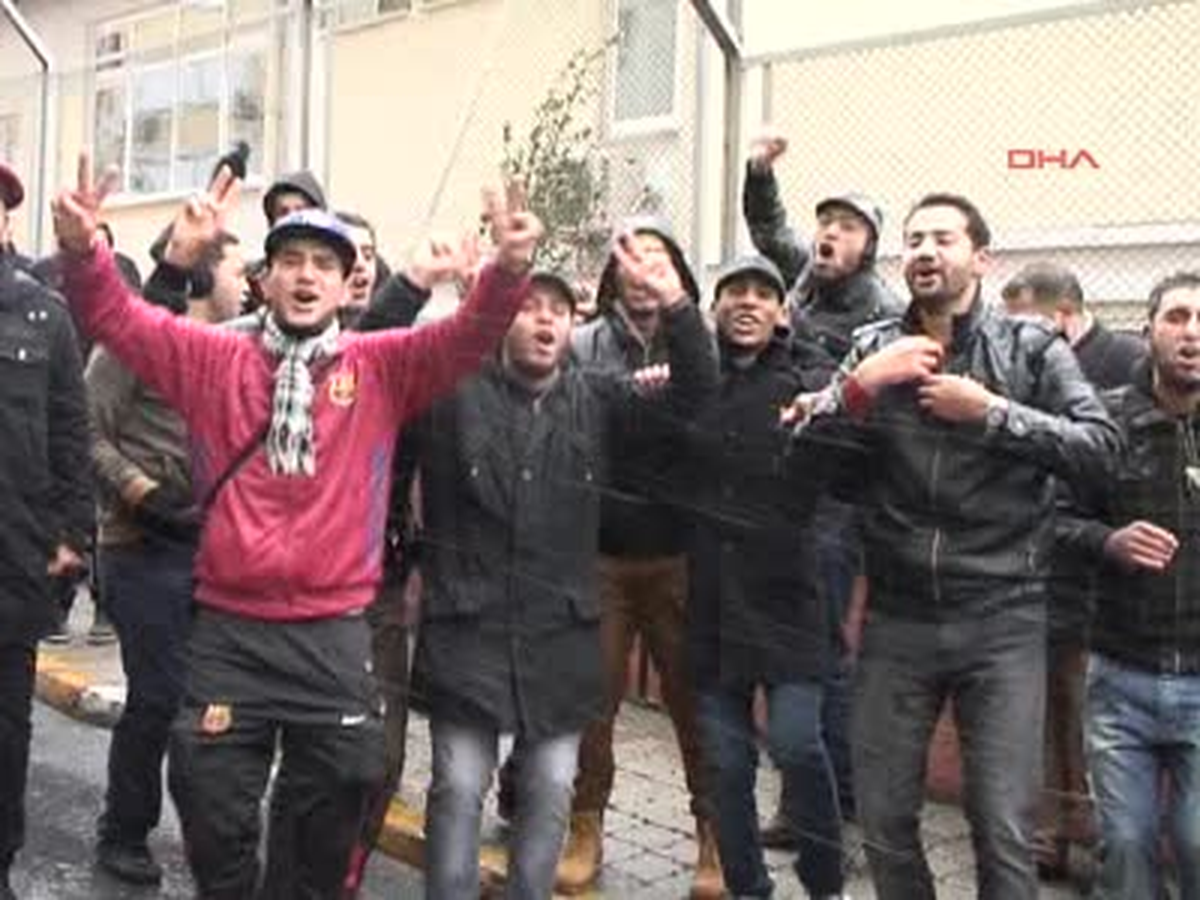 Libya Başkonsolosluğu Önünde Gerginlik