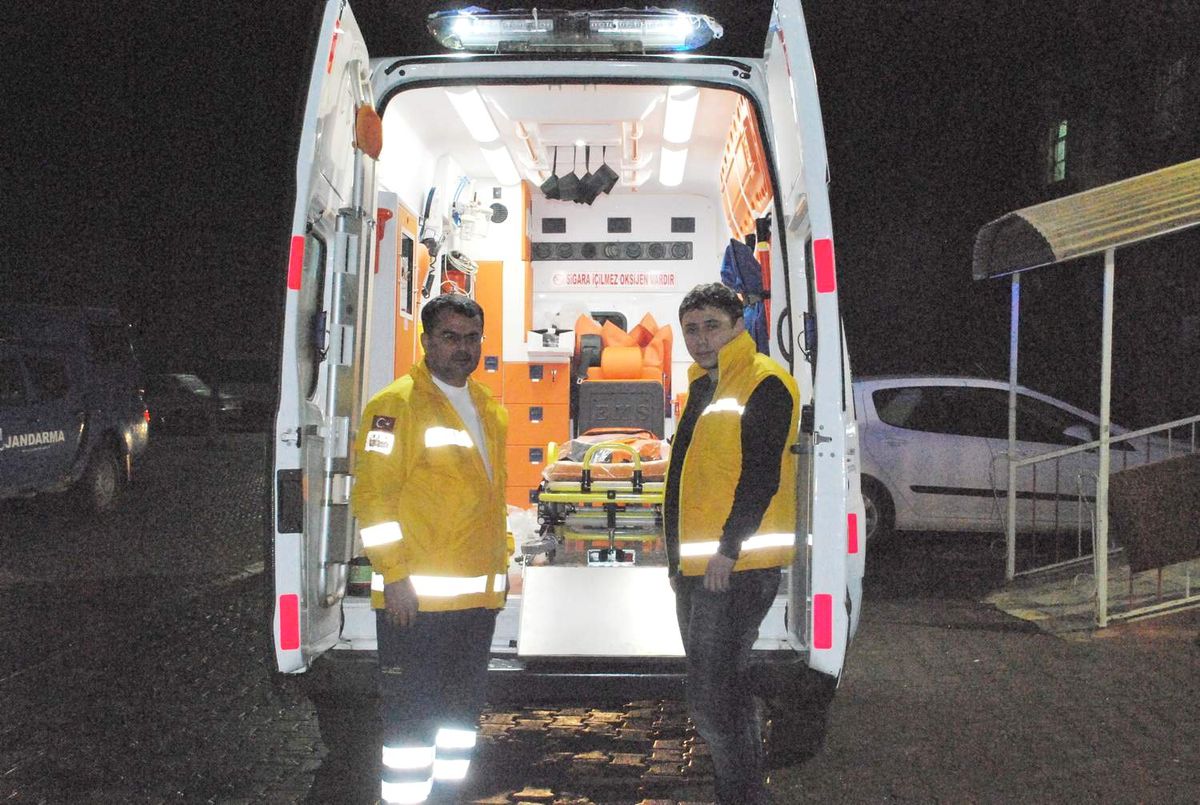 Miletvekili Gök'ten Ceylanpınar'a Ambulans