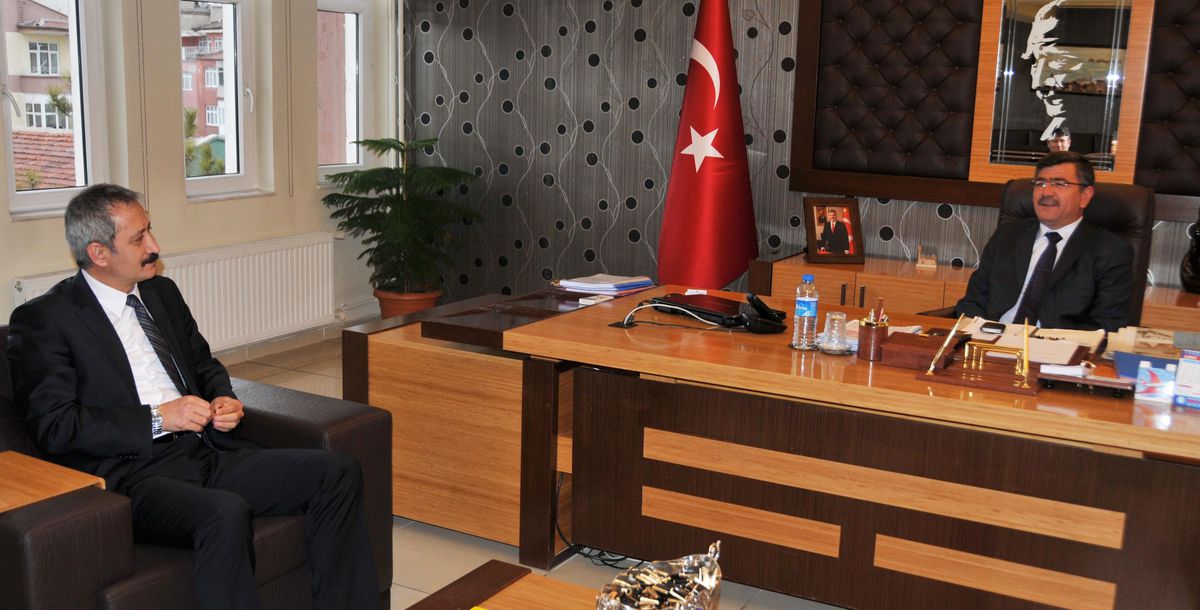 Milli Eğitim Müdürü'nden Başkan Akdoğan'a Ziyaret