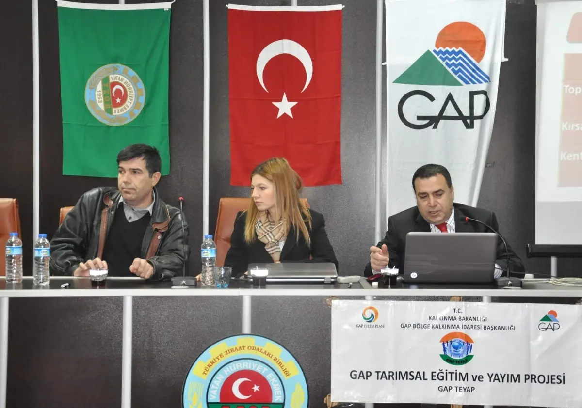 Nizip'te Çiftçilere Eğitim Toplantısı